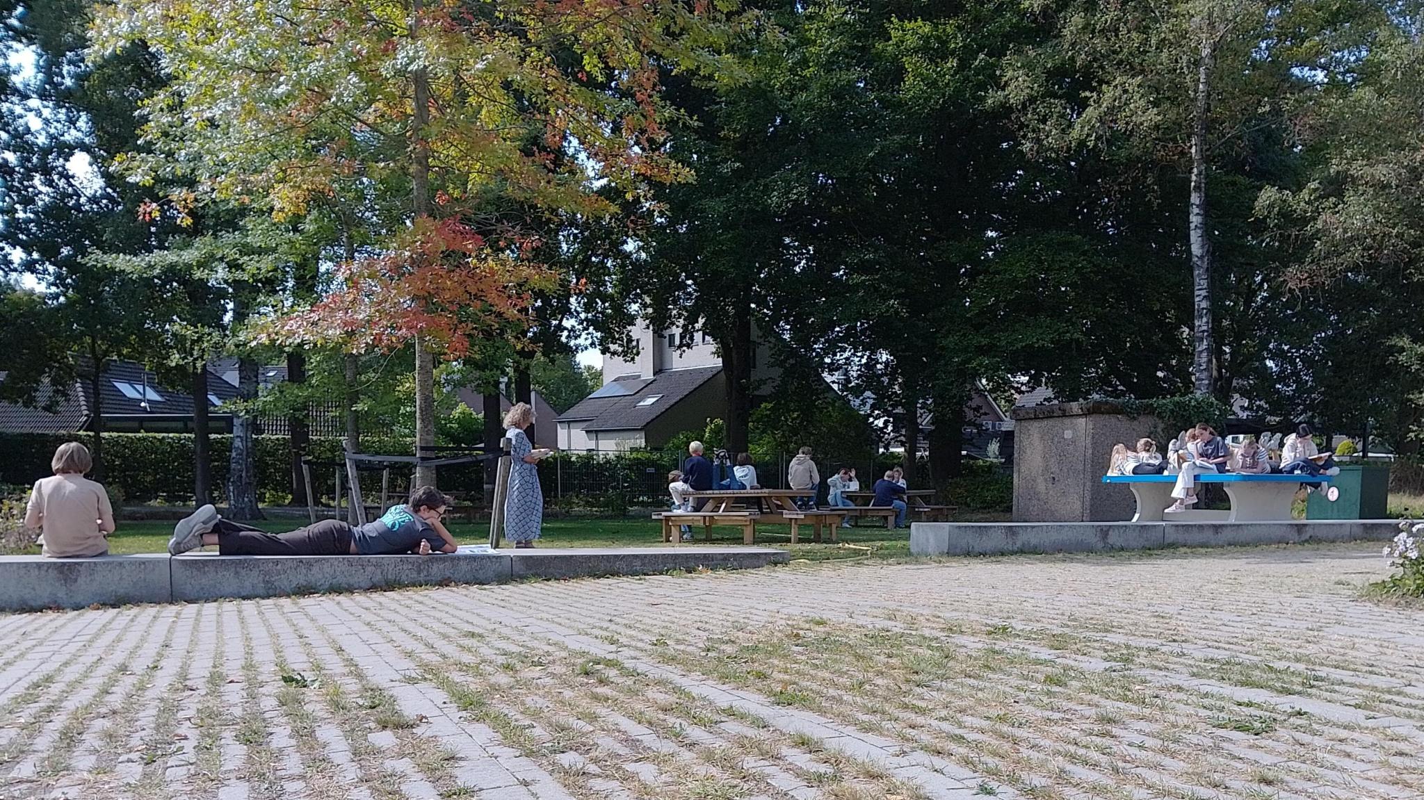 Klassikaal lezen in de nazomerzon